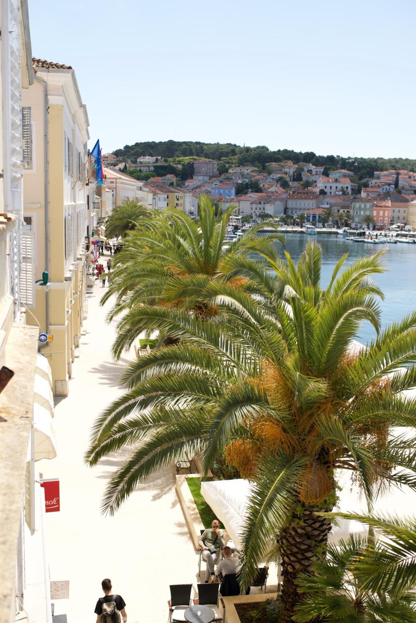 Apartments And Rooms Jospino Mali Lošinj Zewnętrze zdjęcie